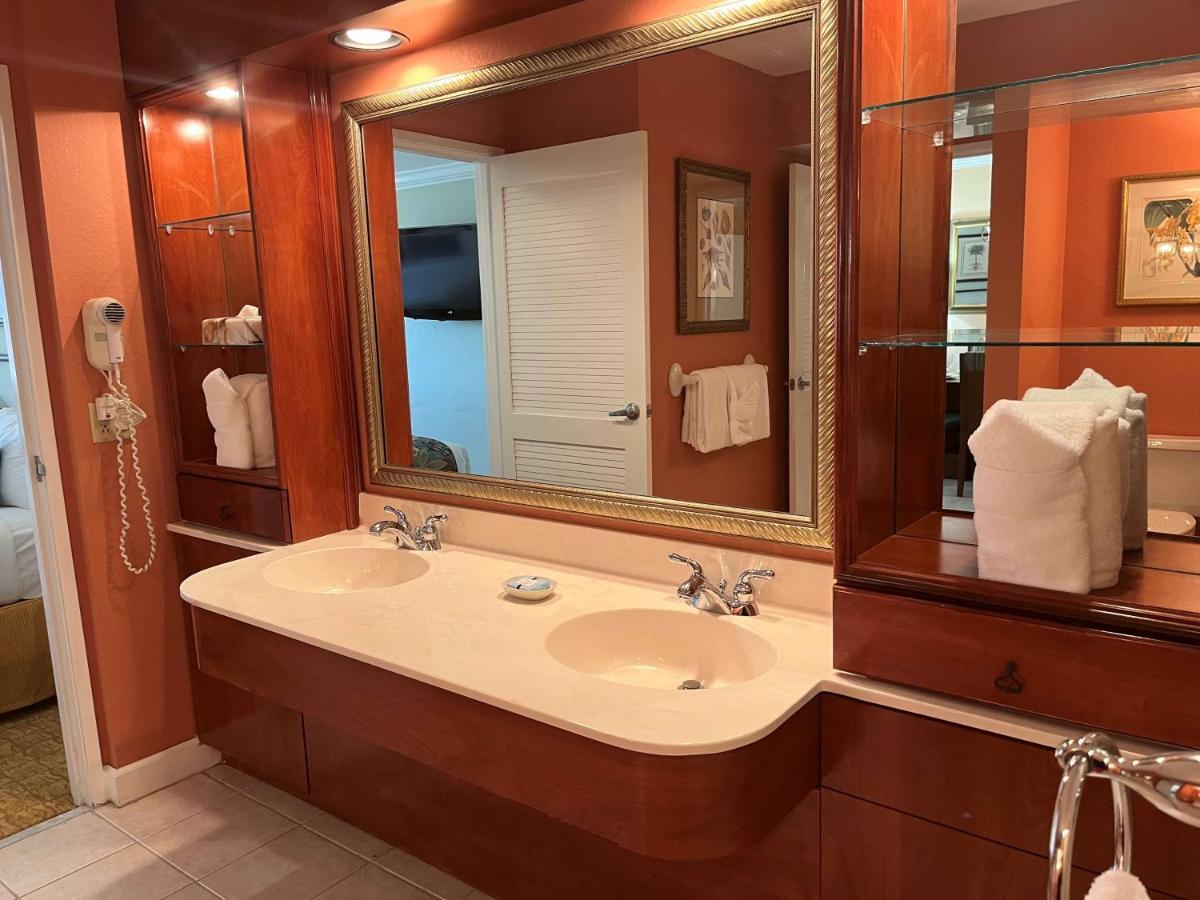 Palm Beach Shores Resort And Vacation Villas Екстериор снимка